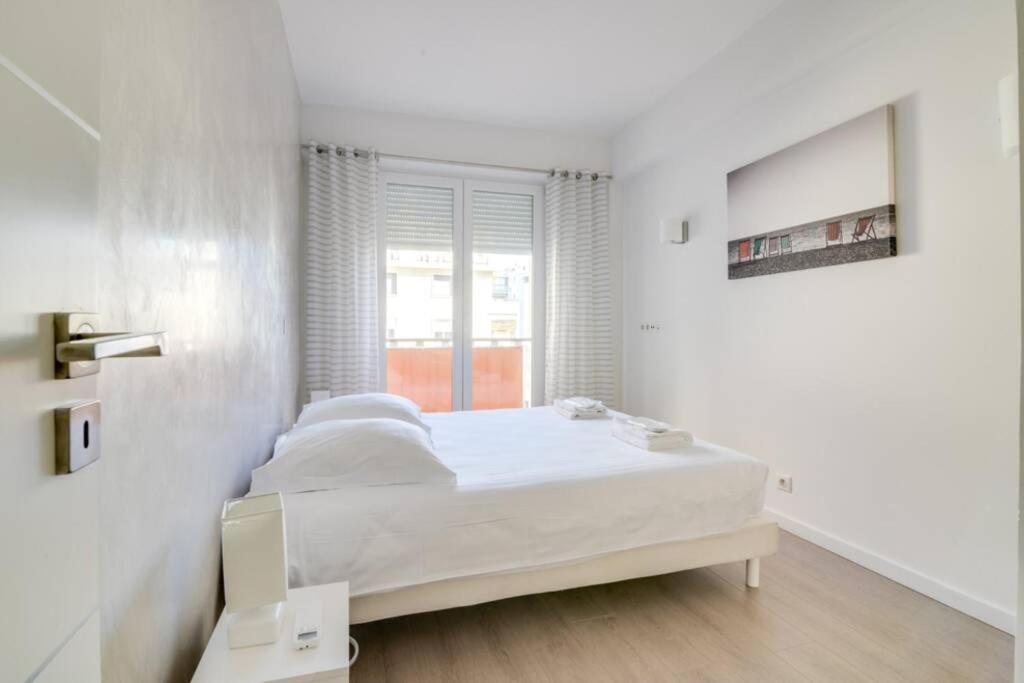 C066-Luxurious Apartment With Sea View - Канны Экстерьер фото